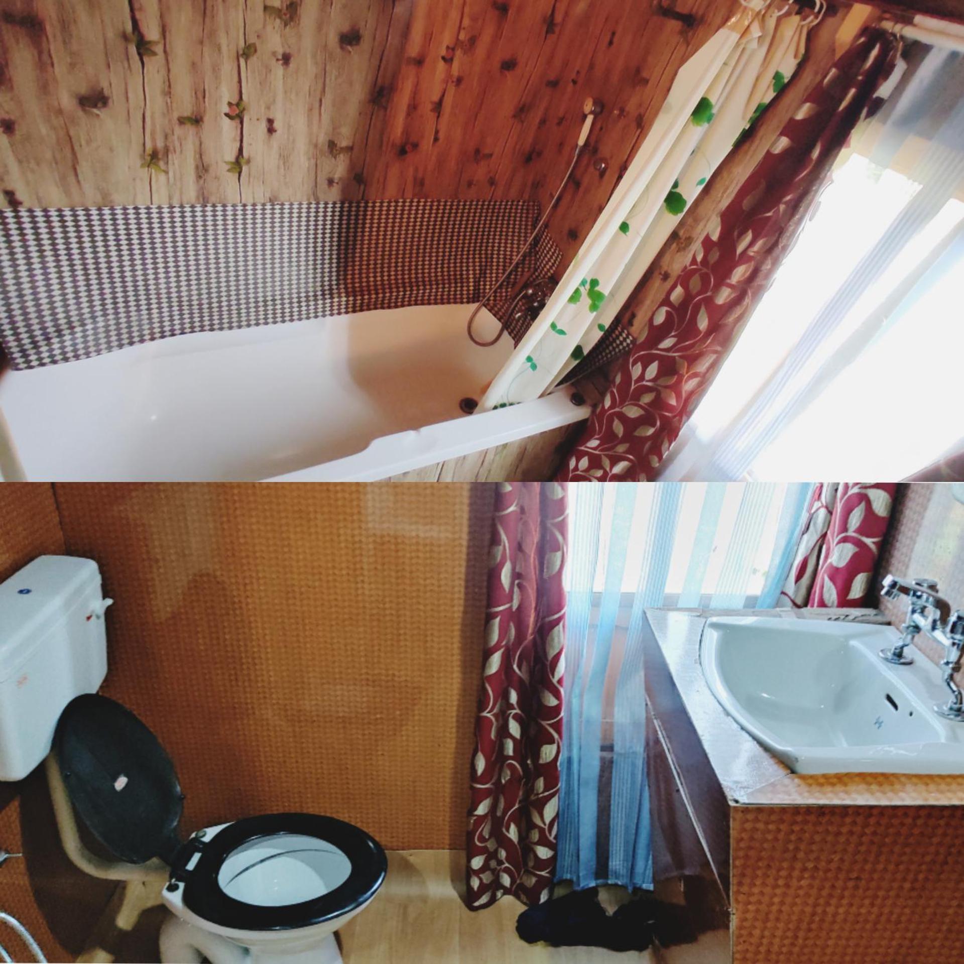 Hotel Houseboat Wild Rose Srīnagar Esterno foto